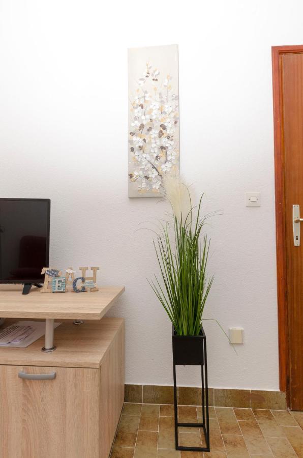 Apartments Silvana 수페타르 외부 사진